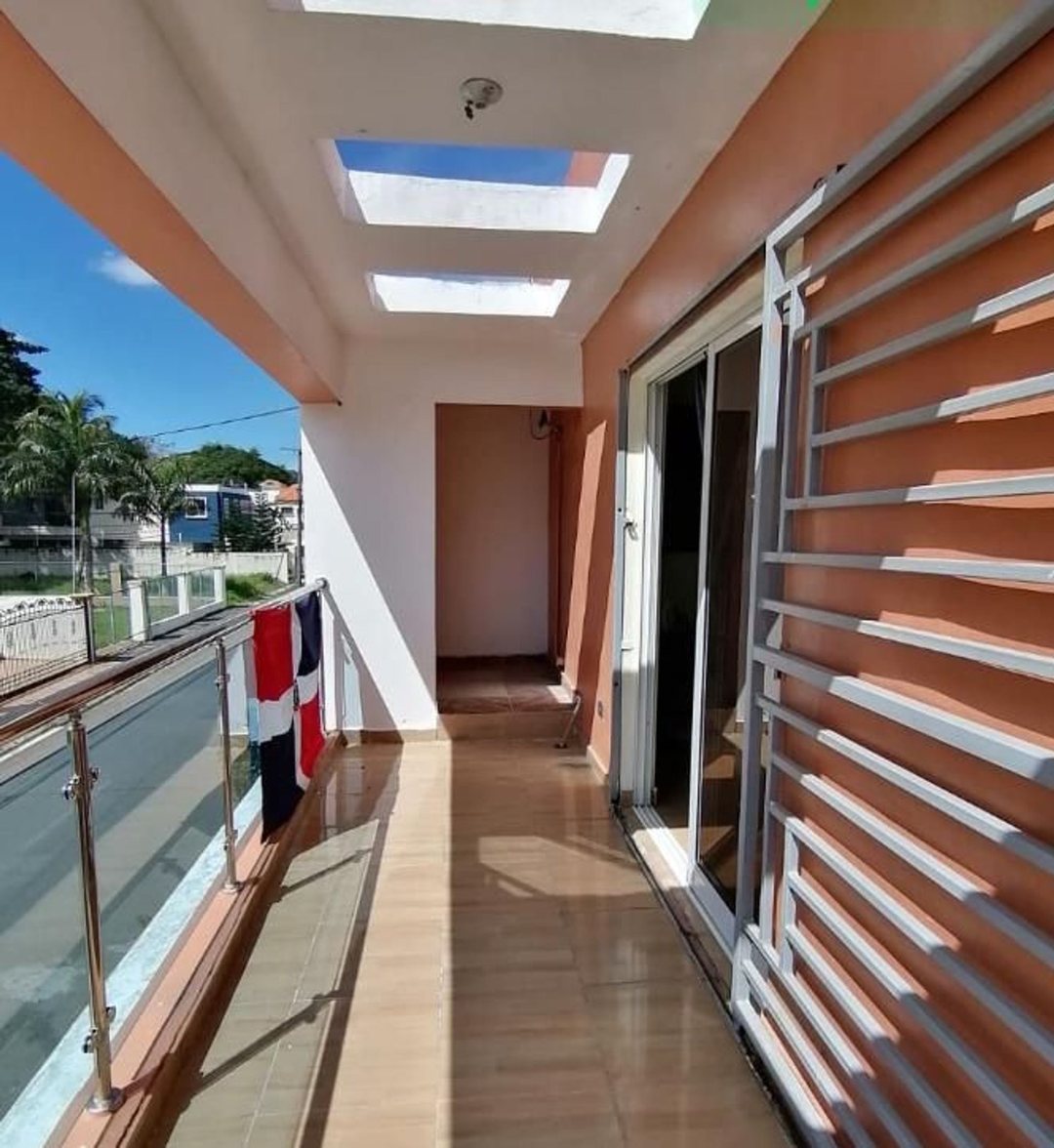 Casa en residencial cerrado, foto 3