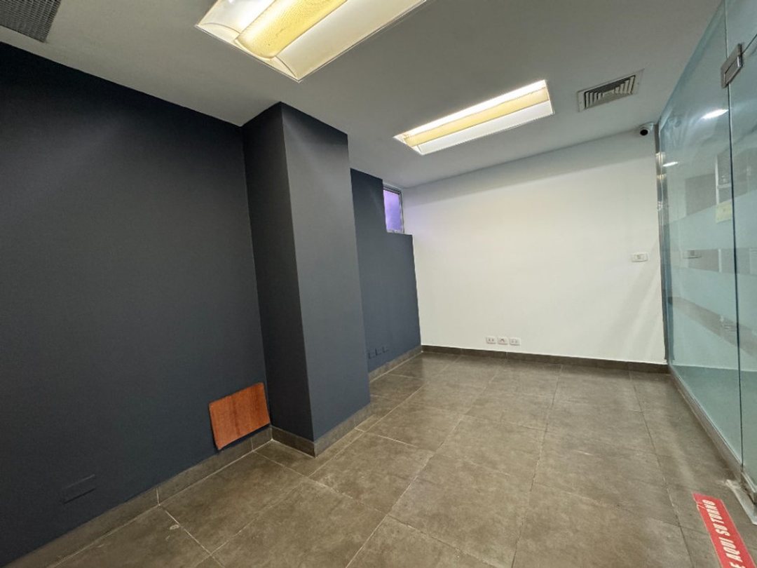 Local comercial en Altos de Arroyo Hondo, foto 3