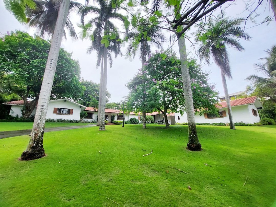 Casa en Arroyo Hondo, foto 2