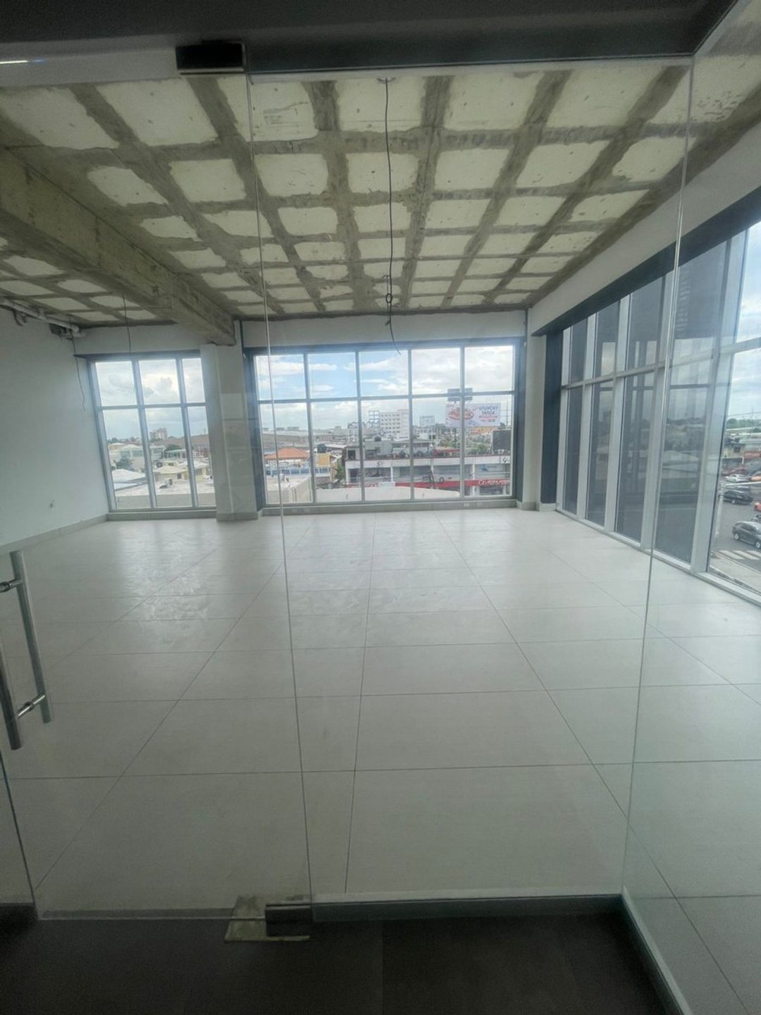 Local comercial en Urbanización Italia, foto 4