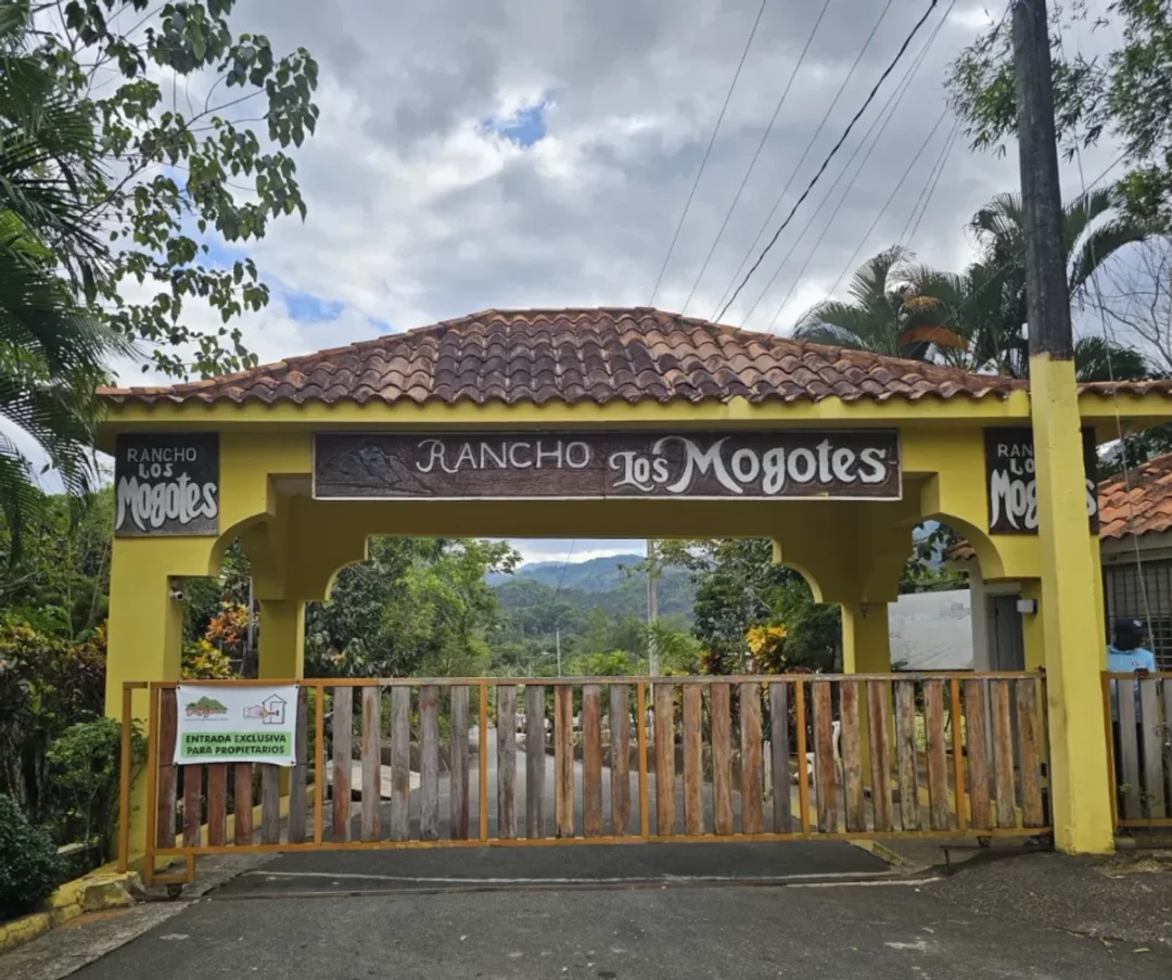 Lot in Los Mogotes