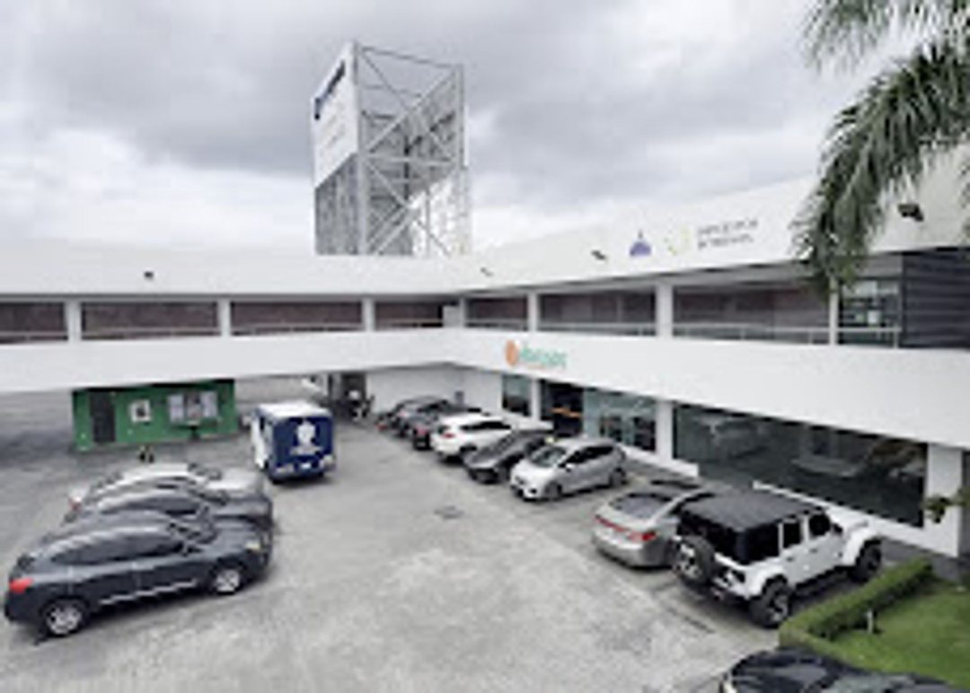 Commercial space in Urbanización Italia