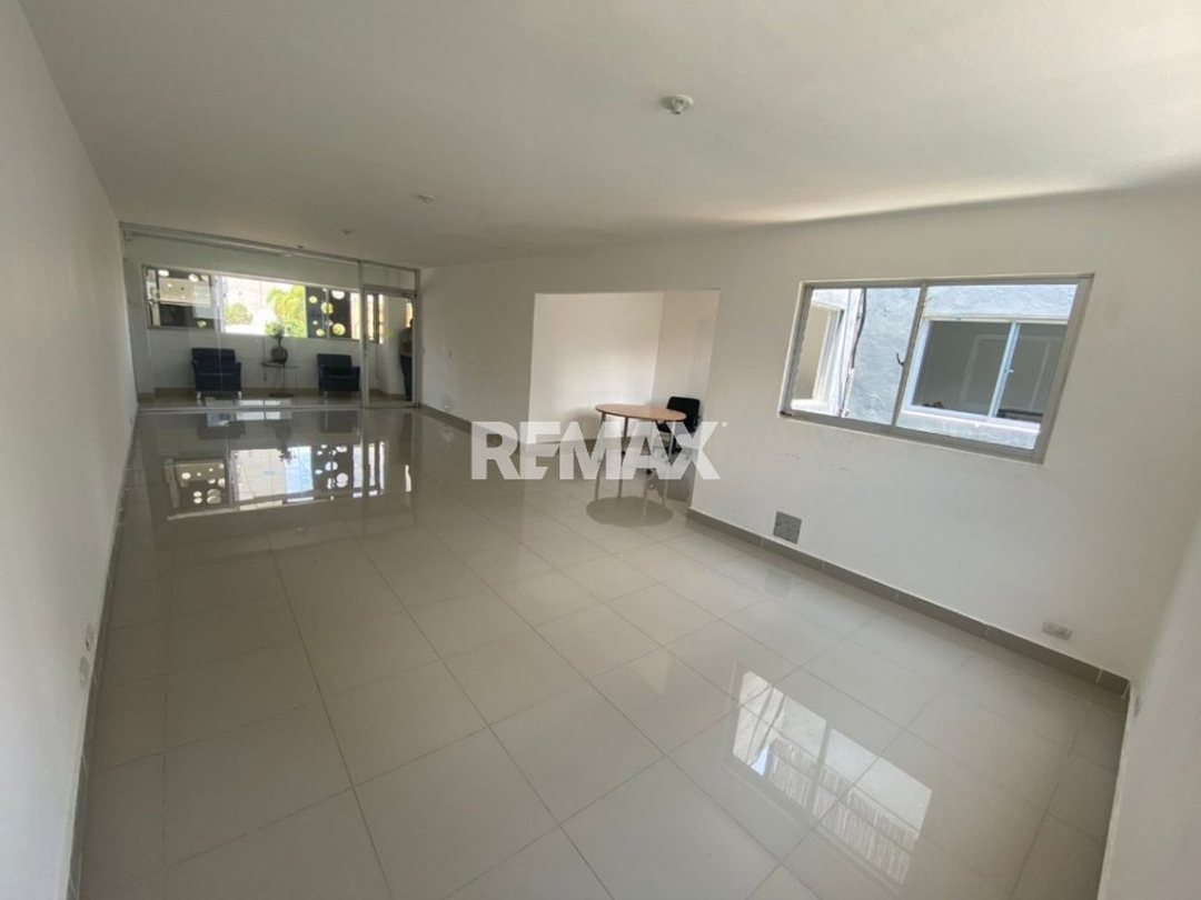Local comercial en Evaristo Morales, foto 3