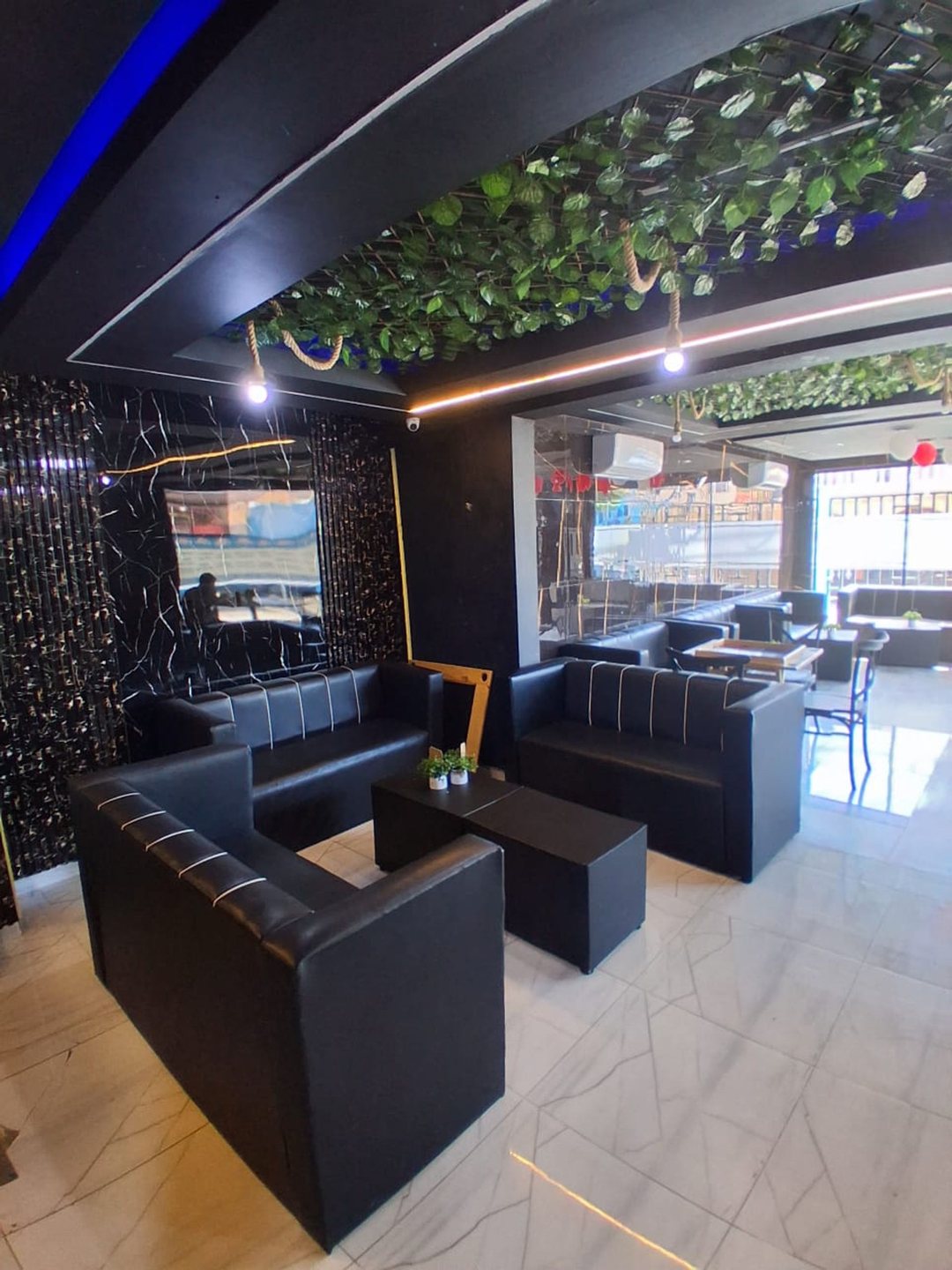 Local comercial en Lucerna, foto 2