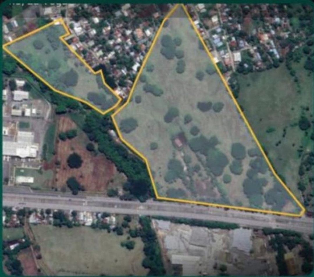 Lot in Autopista Duarte