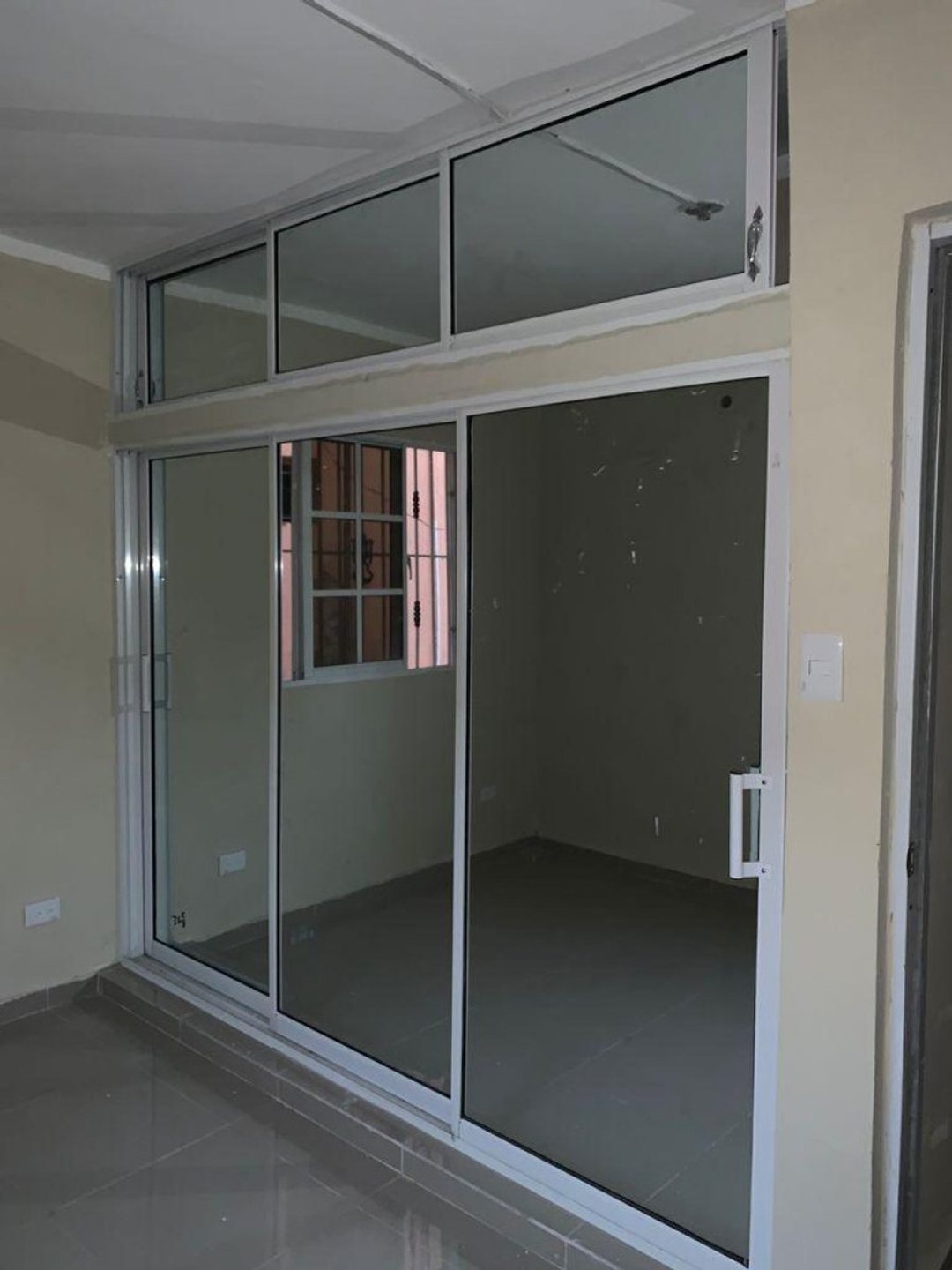 Local comercial en Alma Rosa II, foto 4