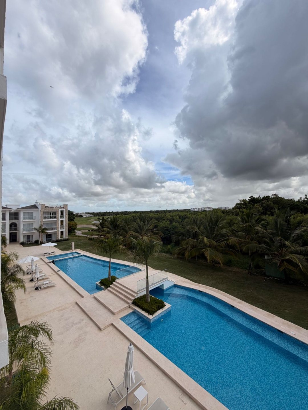 Local comercial en Cana Bay