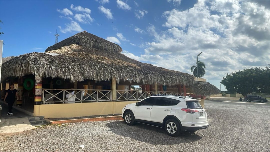 Local comercial en Boca de Yuma (rural), foto 2