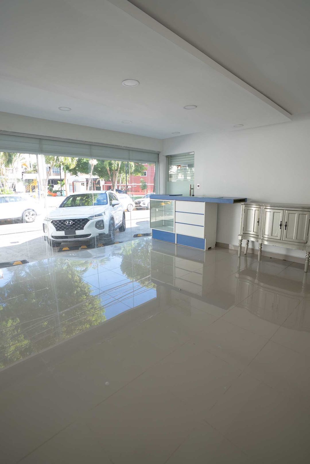 Local comercial en Los Restauradores