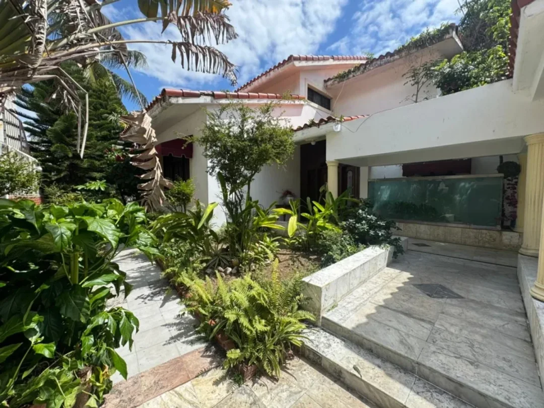 House in El Millón