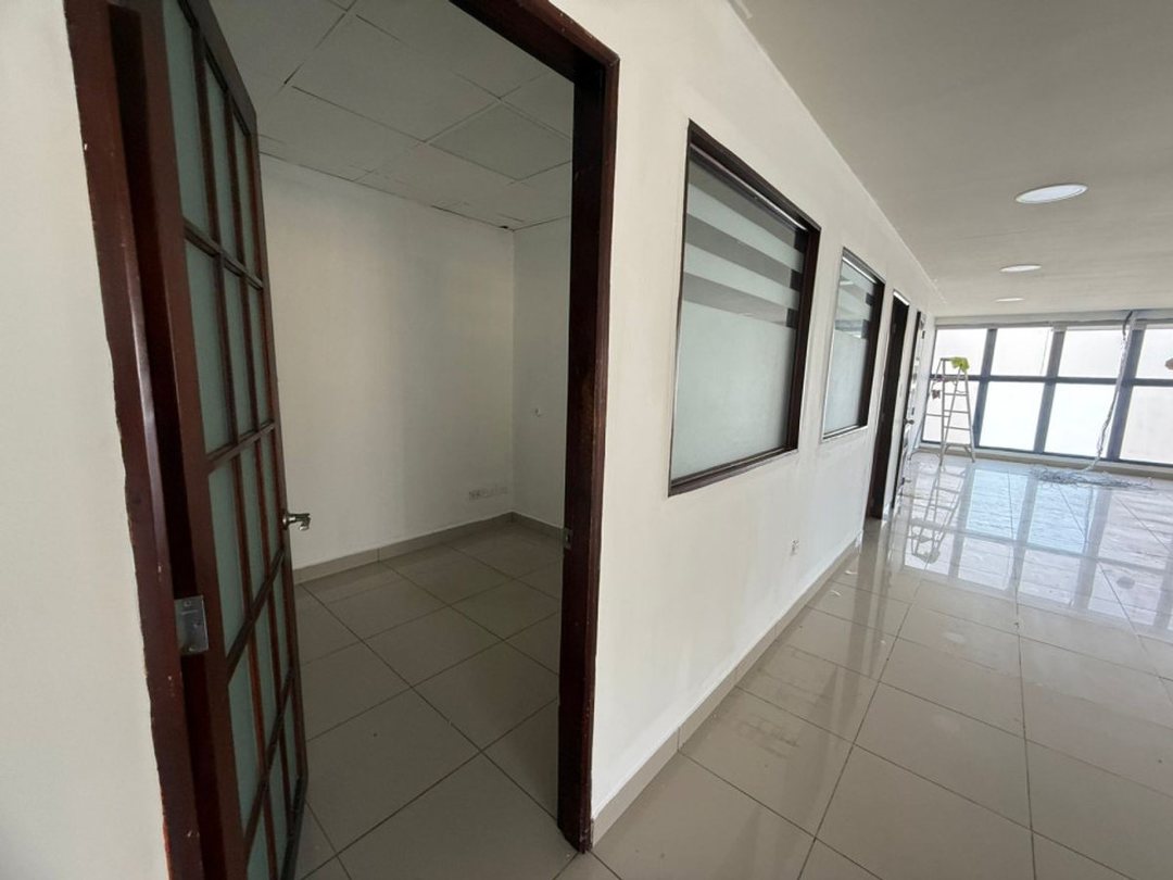 Local comercial en Viejo Arroyo Hondo, foto 5