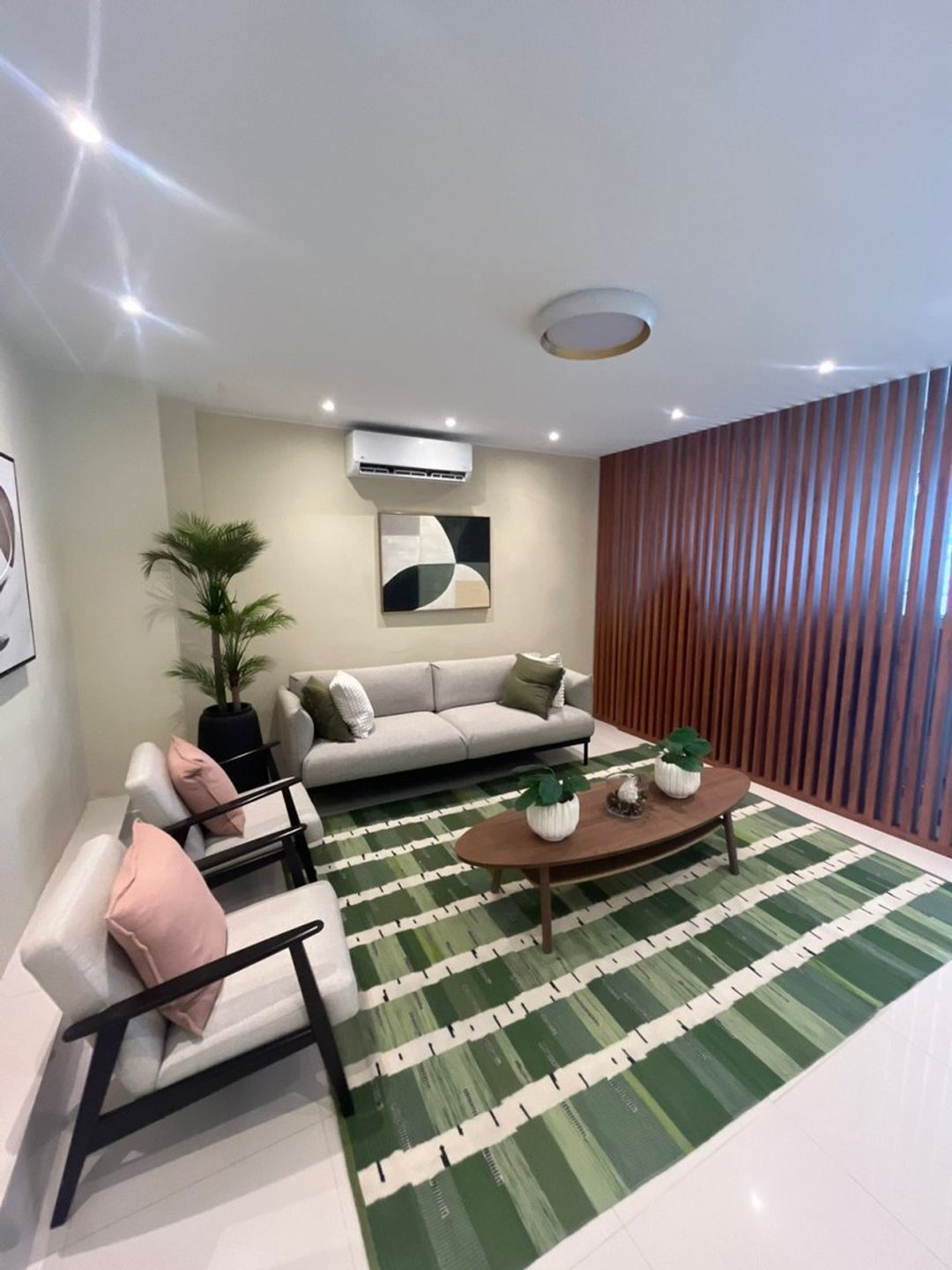 Apartamento en Ensanche Serralles, foto 2