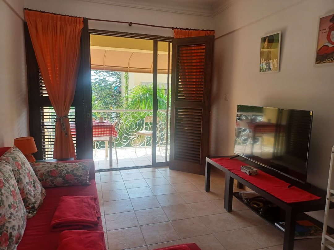 Apartamento en La Zona, foto 2