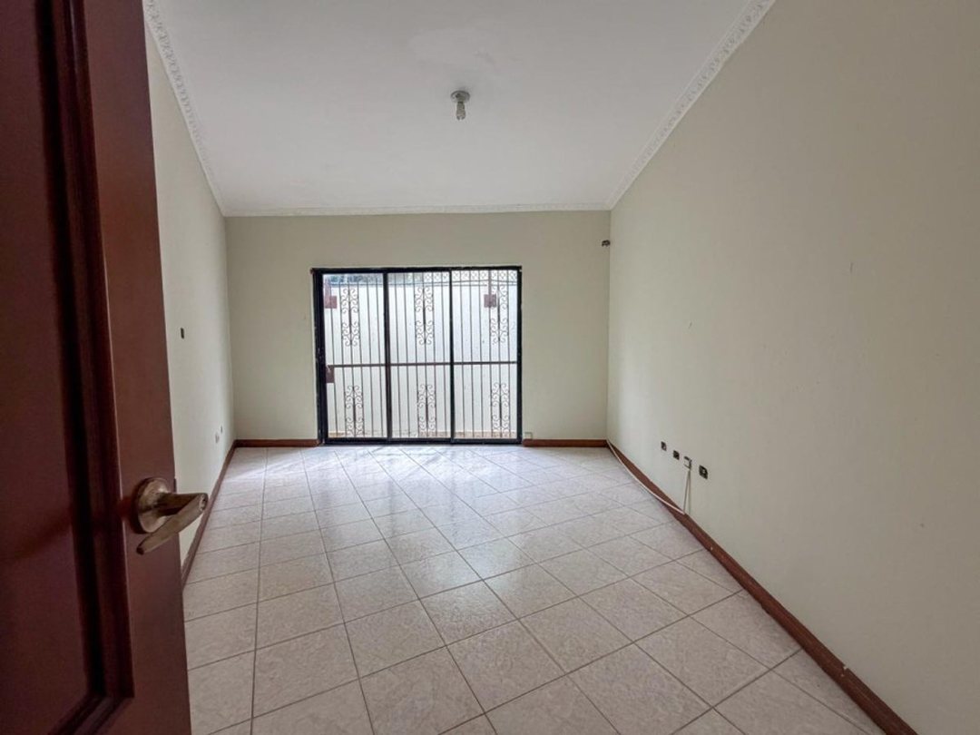 Casa en Las Praderas, foto 2