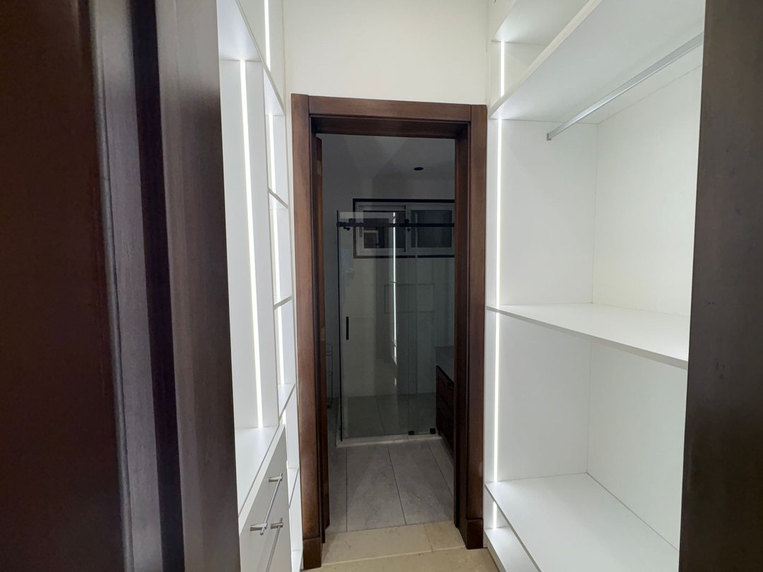 Apartamento en Naco, foto 5