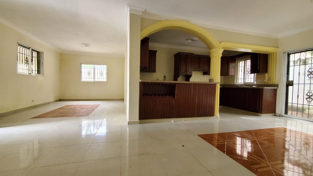 Casa en Brisas del Este, foto 2