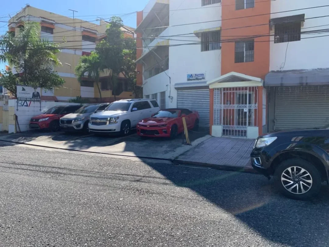 Commercial space in Alma Rosa II