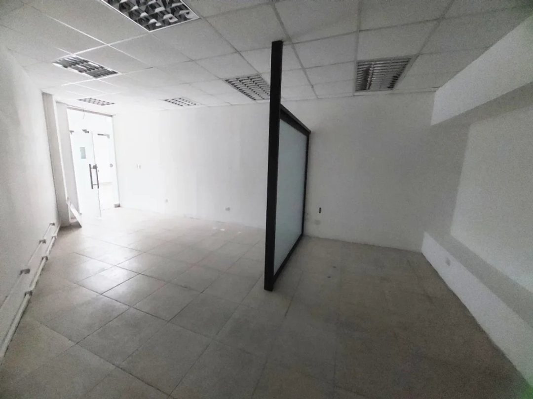 Local comercial en Arroyo Hondo, foto 2
