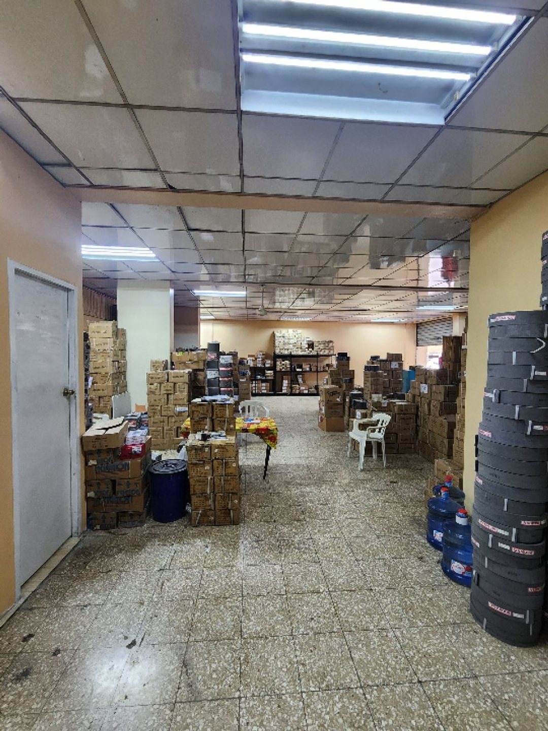 Local comercial en Villa Francisca, foto 4