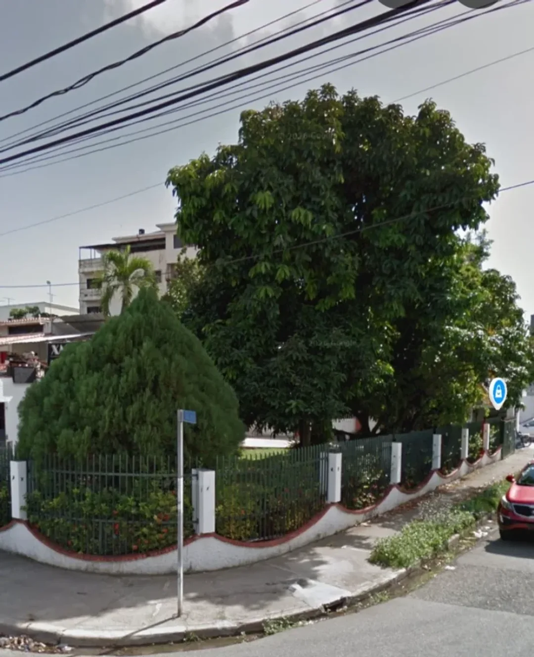 House in El Millón