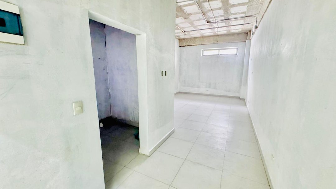 Local comercial en Bávaro (Centro), foto 2