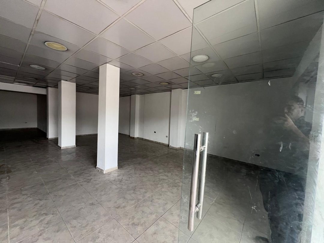 Local comercial en Alma Rosa I, foto 3