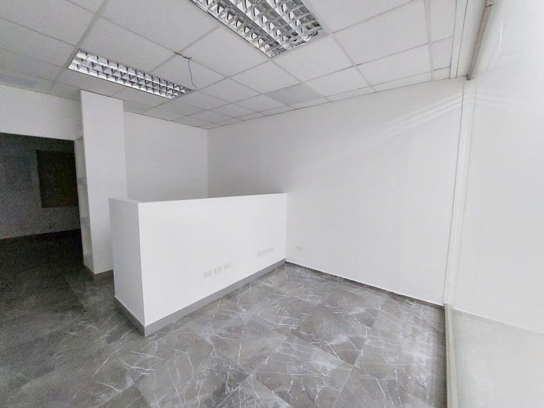 Local comercial en Arroyo Hondo, Santo Domingo, foto 2