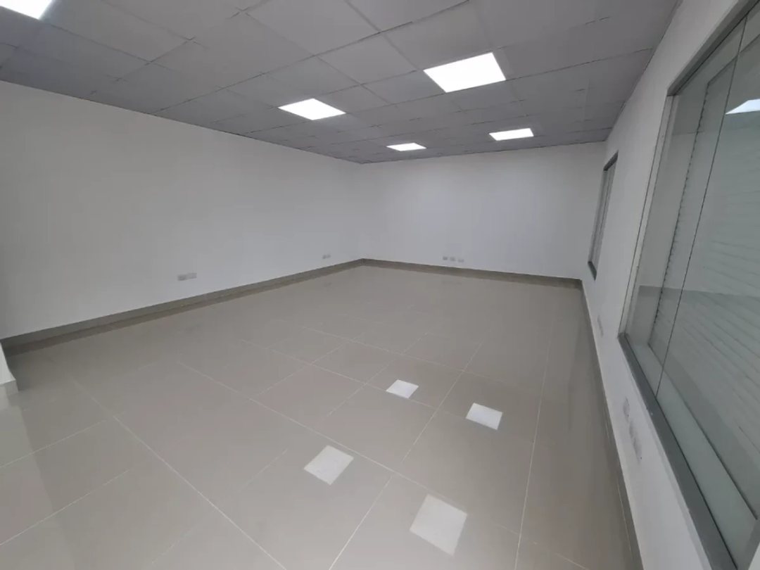 Local comercial en Santo Domingo, Atala, foto 3