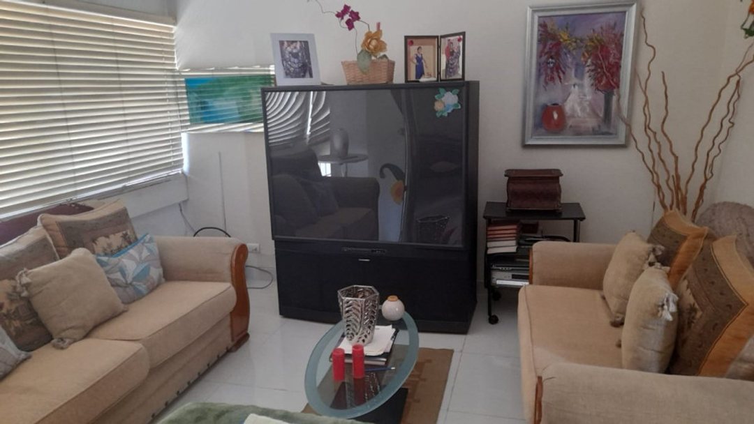 Apartamento en Evaristo Morales, foto 2