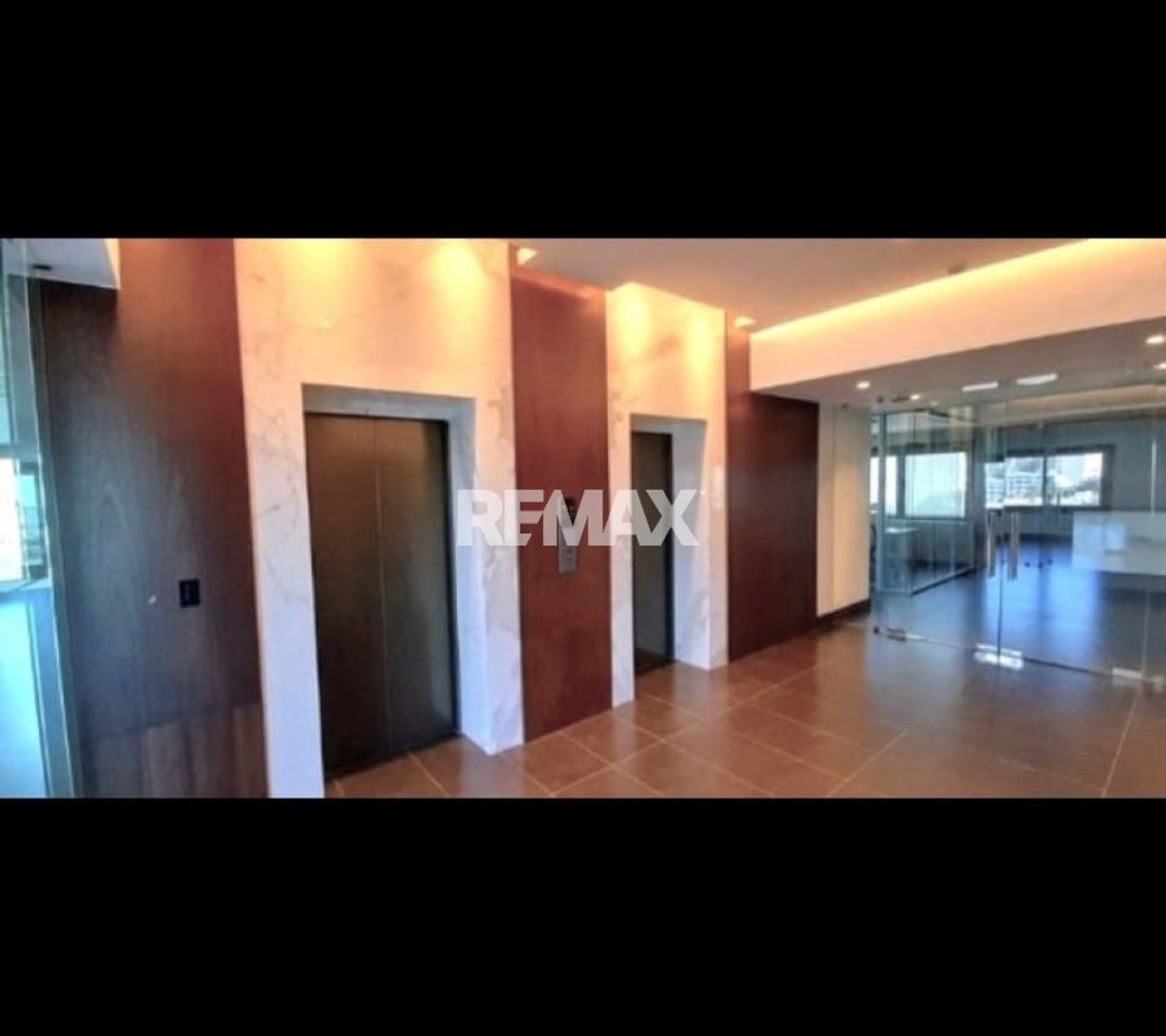 Local comercial en la torre Diandy, foto 2