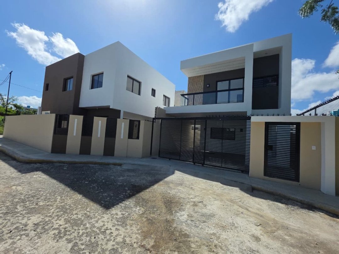 Casa en Ciudad Modelo