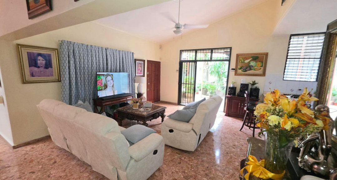 Casa en Alma Rosa I
