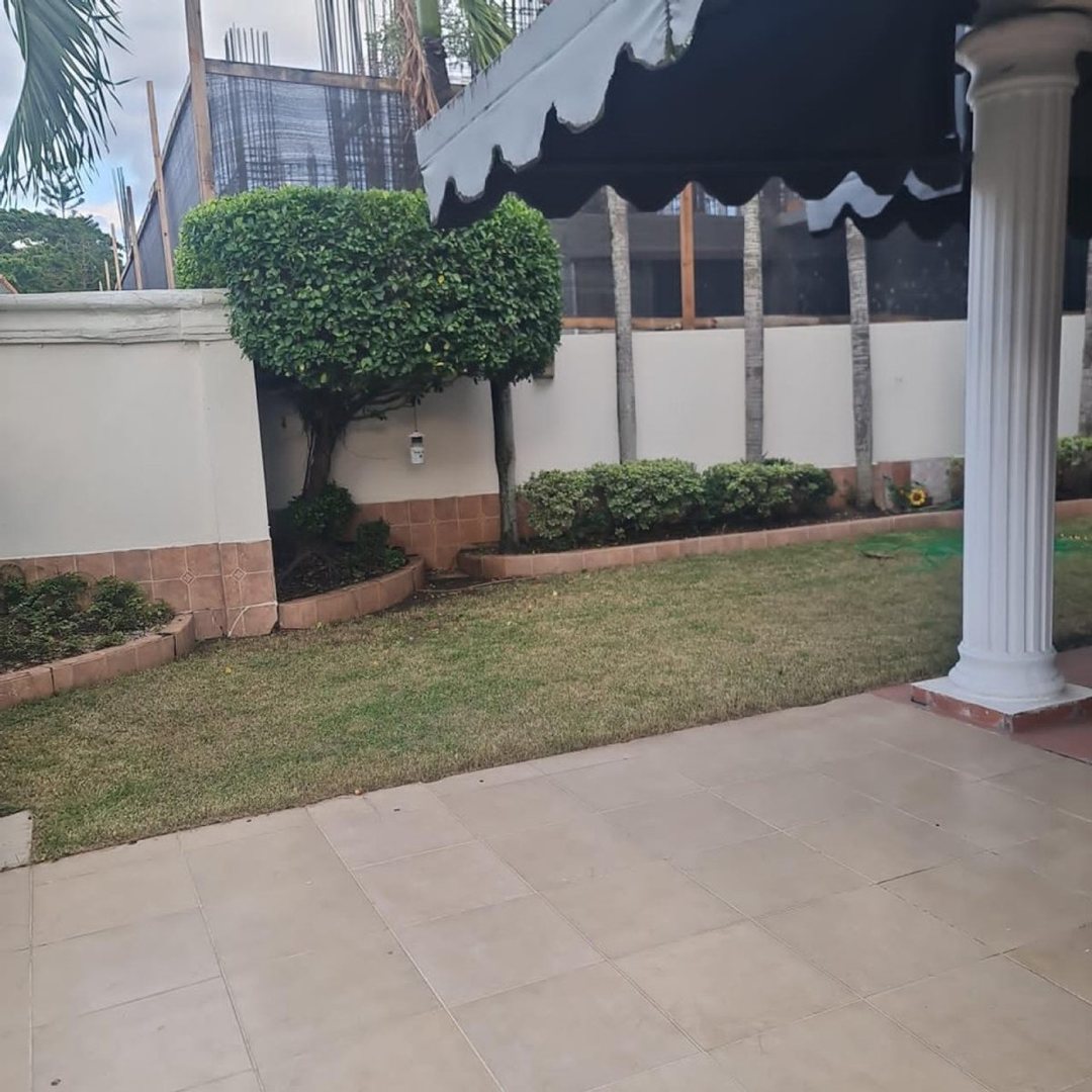 Casa en Jardines del Este, foto 4