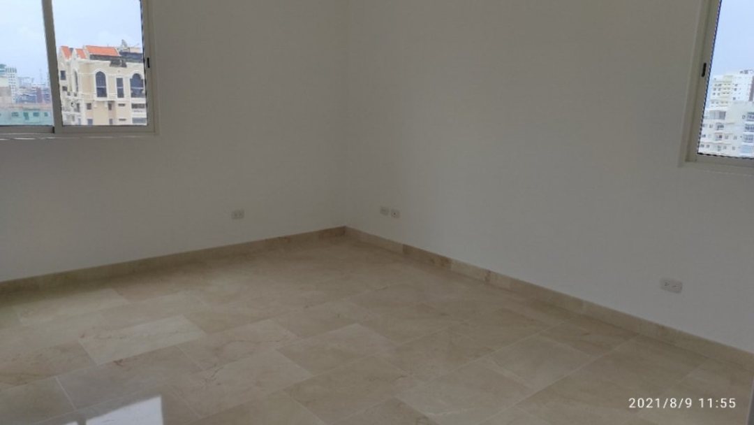 Apartamento en Ensanche Serralles, foto 2