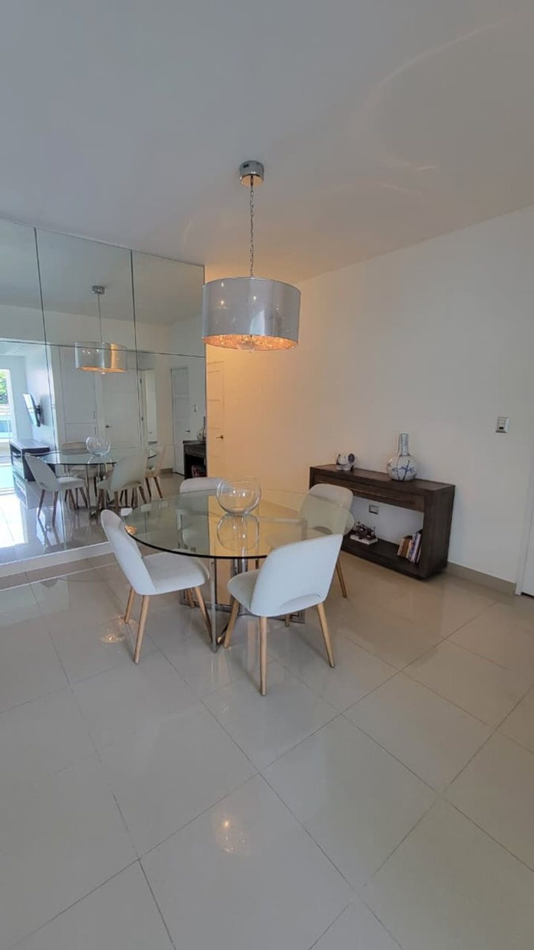 Apartamento en Evaristo Morales, foto 2
