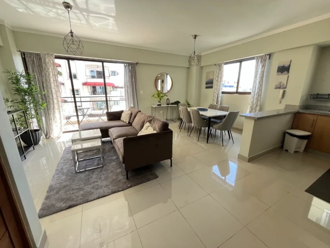 Apartamento en Evaristo Morales, foto 2