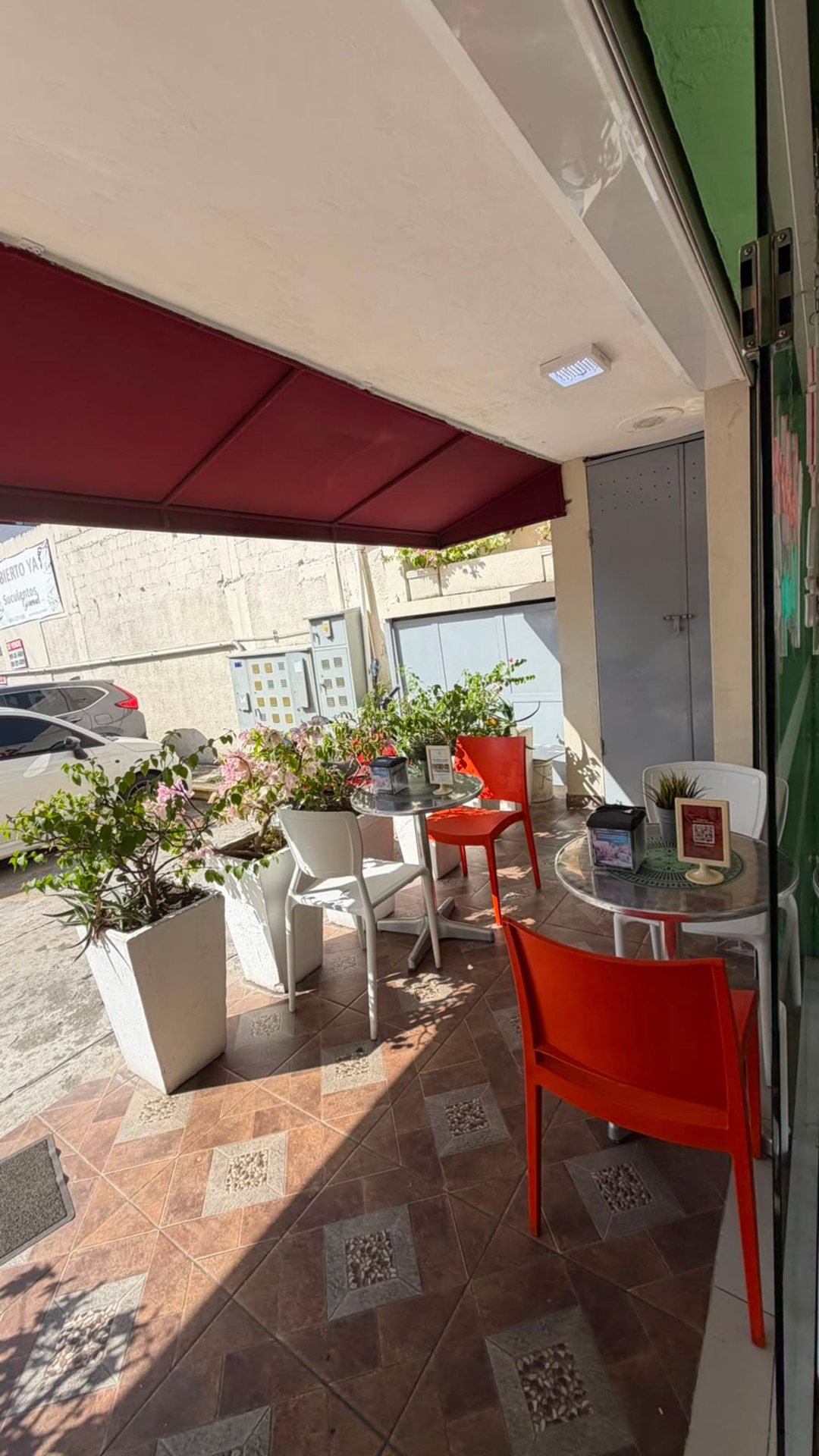 Local comercial en Ensanche Paraiso, foto 4