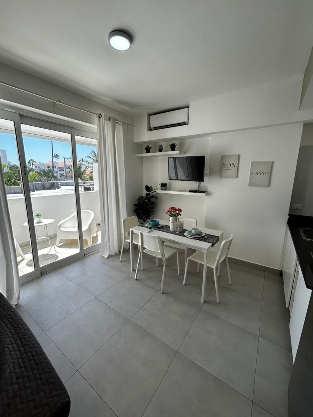 Apartamento en Los Corales, foto 4