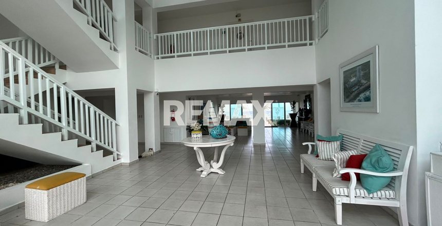Apartamento frente al mar en venta en Juan Dolio, 200 m2