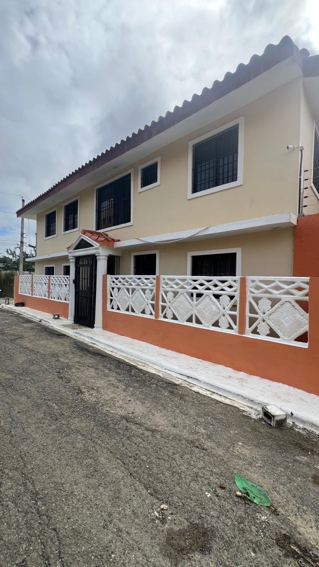 Casa en Jacobo Majluta, foto 2