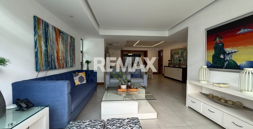 Casa en venta en Altos de Arroyo Hondo III, Santo Domingo