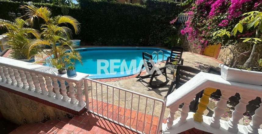 Casa en venta en Altos de Arroyo Hondo III, Santo Domingo