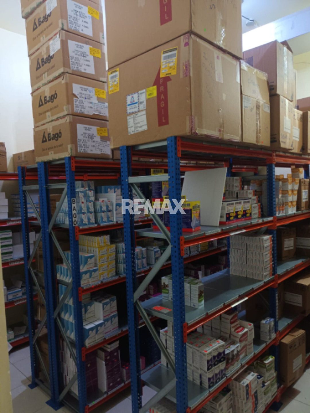 Local comercial en La Calle, foto 5