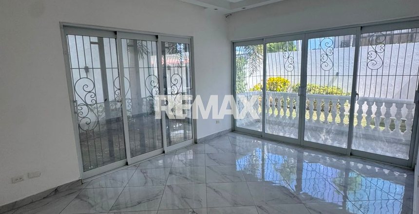 Casa en venta en La Castellana, Santo Domingo