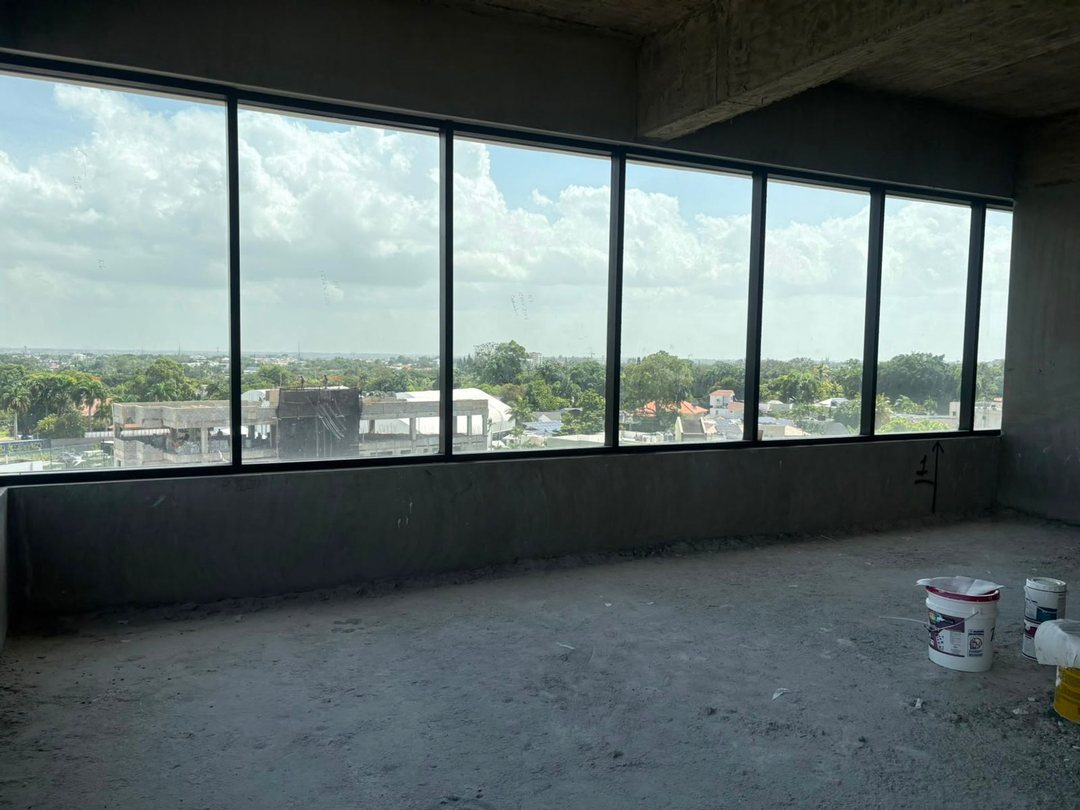 Local comercial en Los Jardines, foto 4
