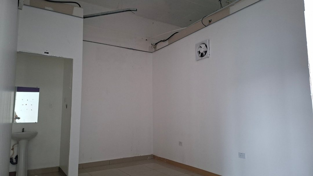 Local comercial en Villa Francisca, foto 5