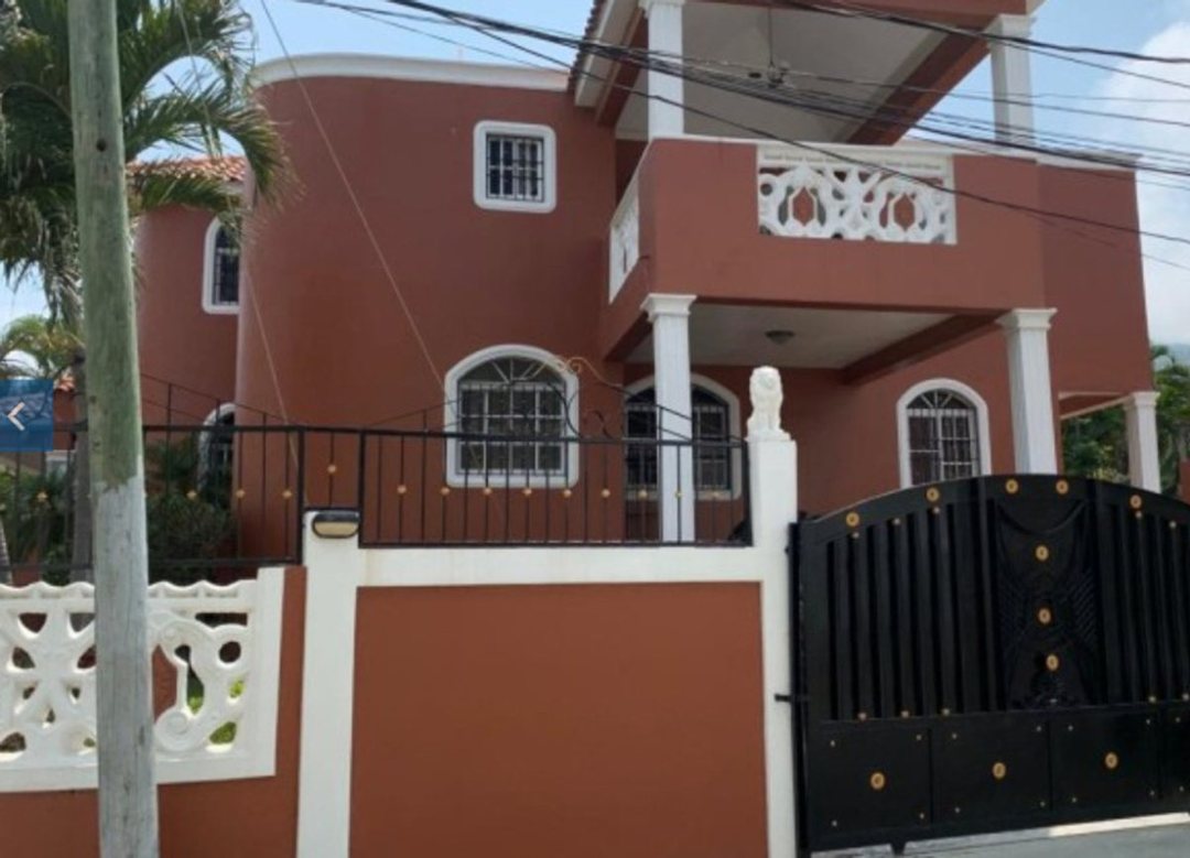 Casa en La Estancia, foto 2