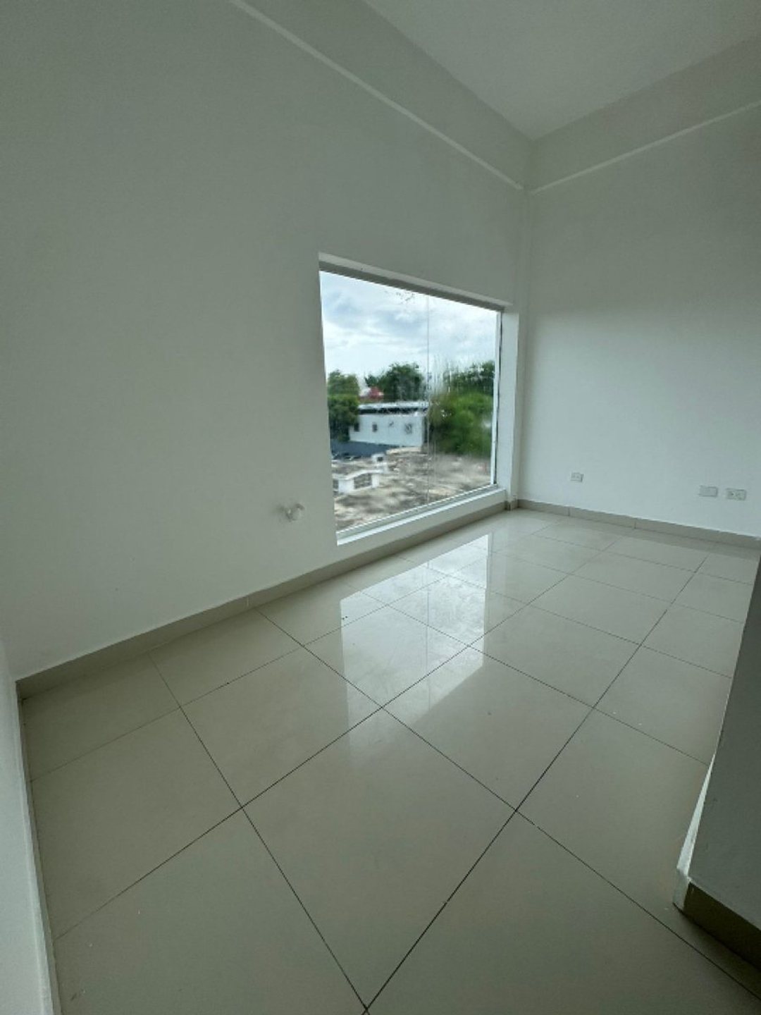 Local comercial en Quisqueya, foto 2