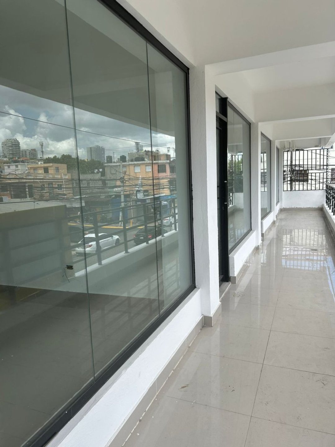 Local comercial en Ensanche la Paz, foto 5