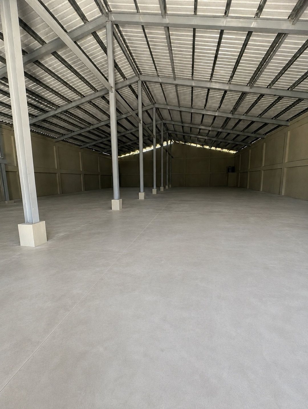 Local comercial en Brisas del Este, foto 4